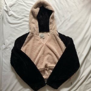 Fuzzy urban outfitters cropped sweater